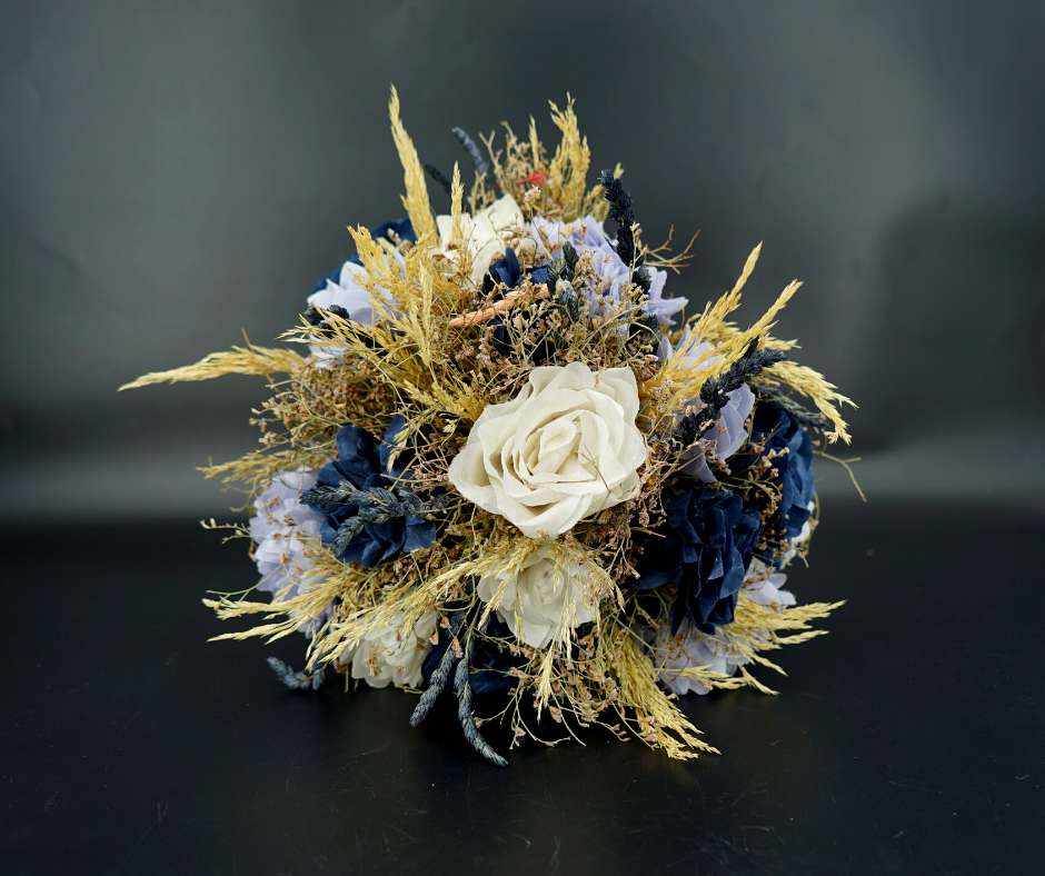 Bouquet de fleurs mariage bleu