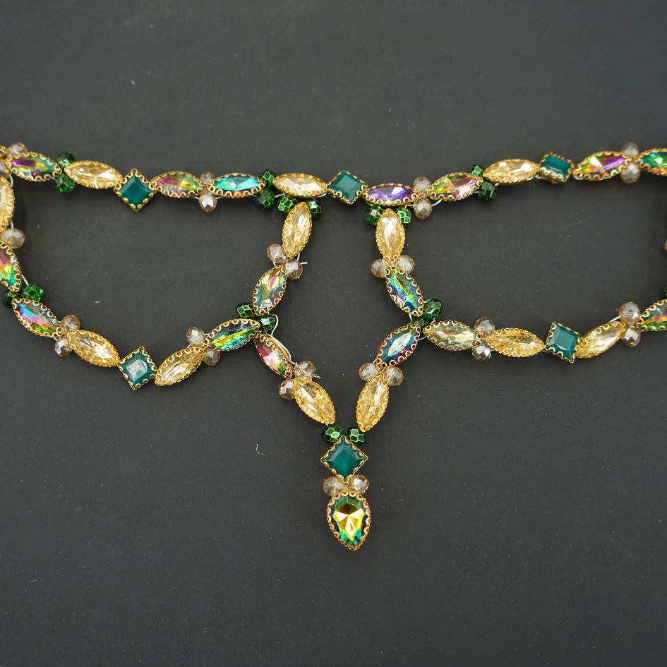 Broche de mariage verte