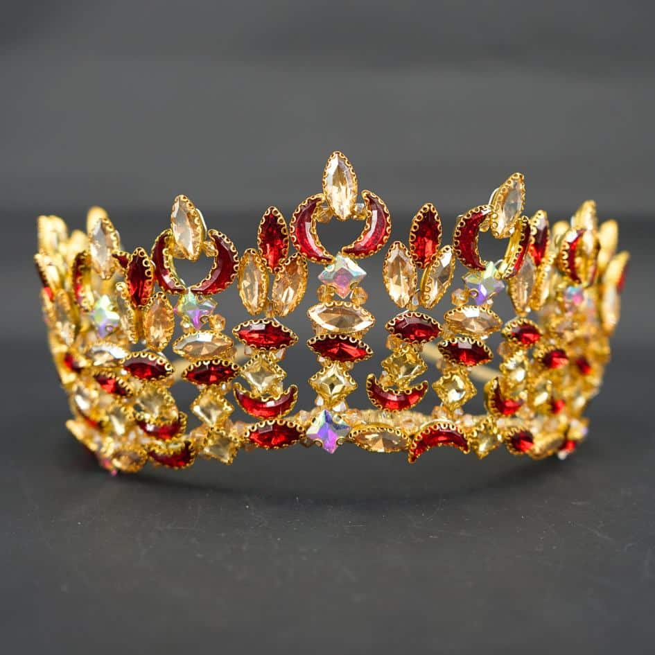 Couronne de mariage rouge