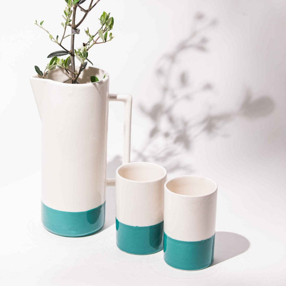 Service à eau en céramique bicolore : Élégance artisanale unique