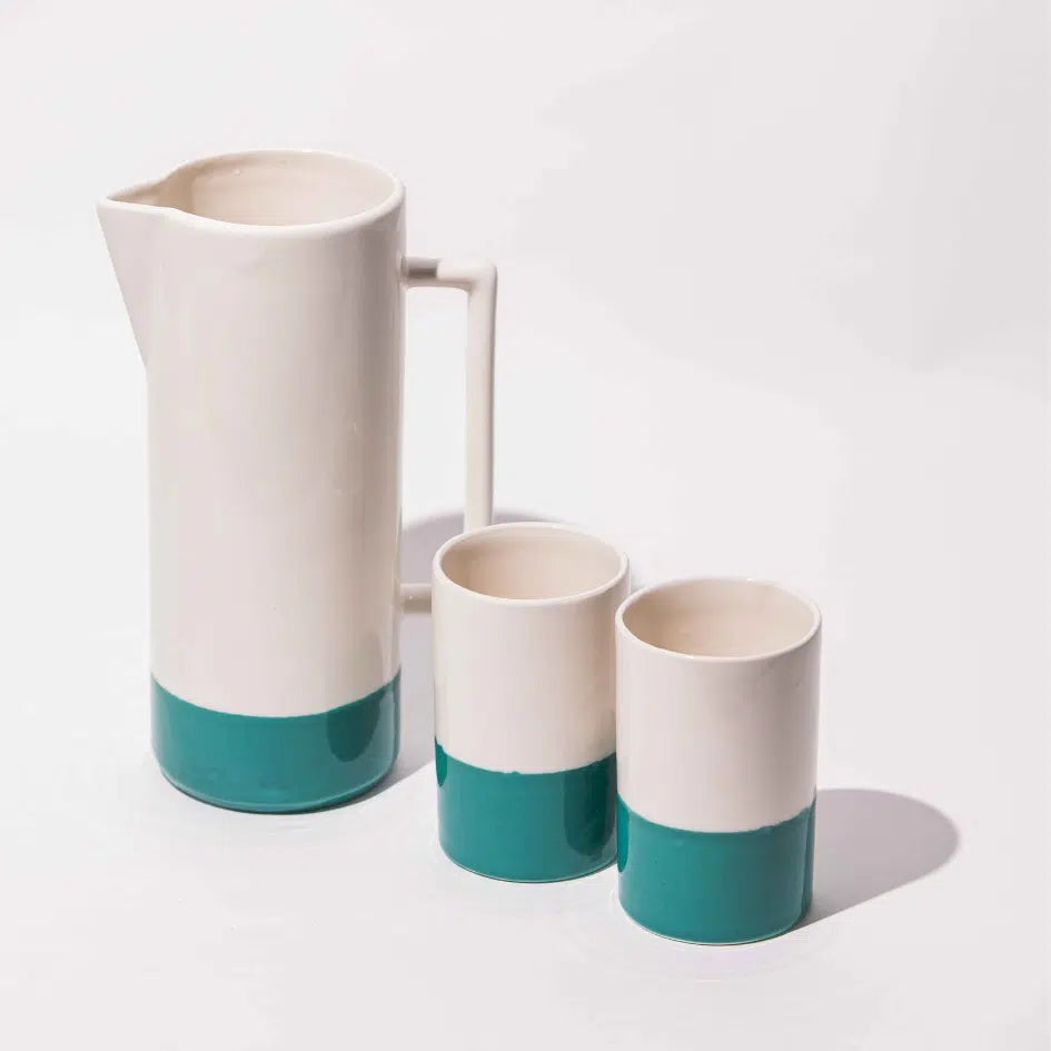 Service à eau en céramique bicolore : Élégance artisanale unique