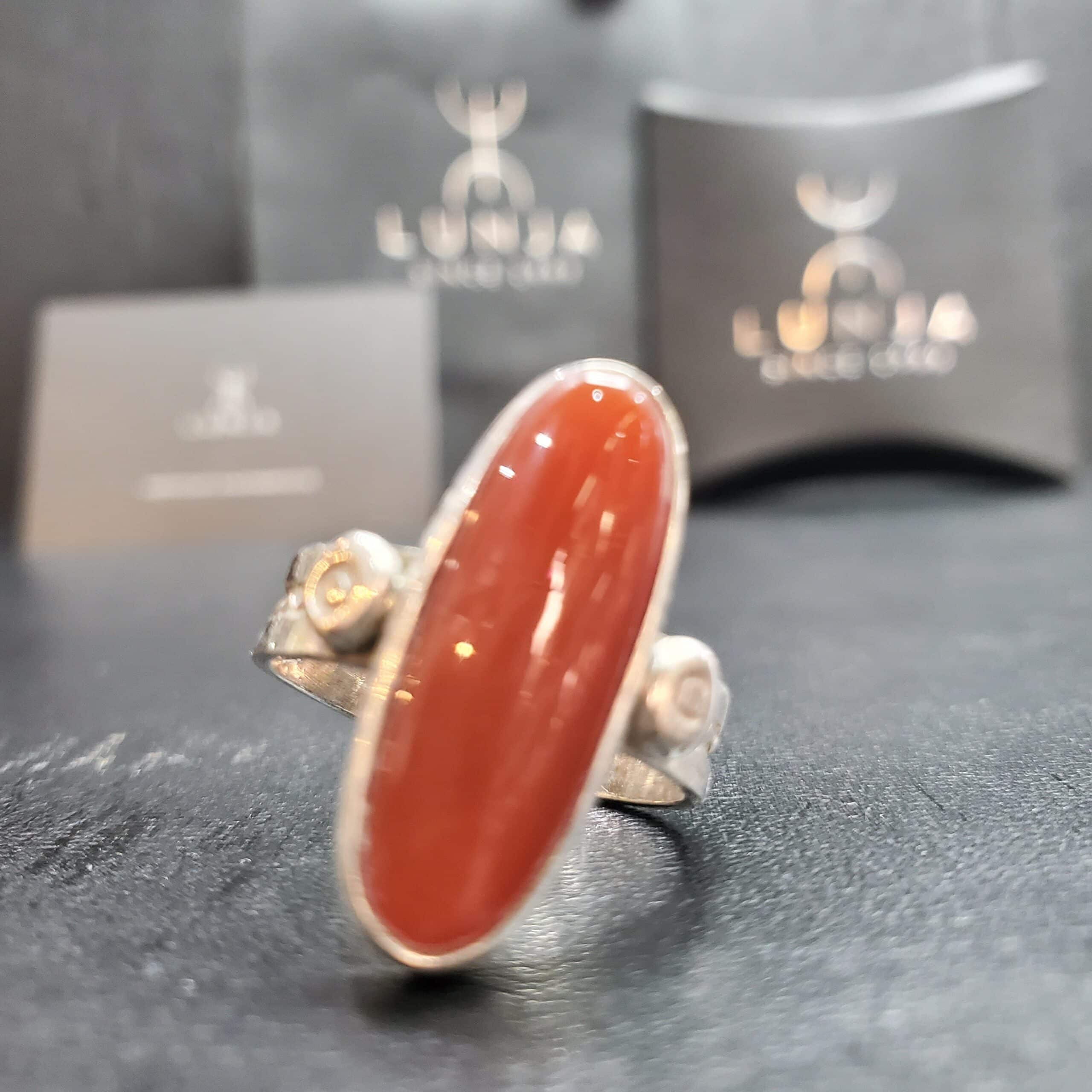 Bague Agadez en Cornaline naturelle fine et argent massif (Titre 990) taille 58
