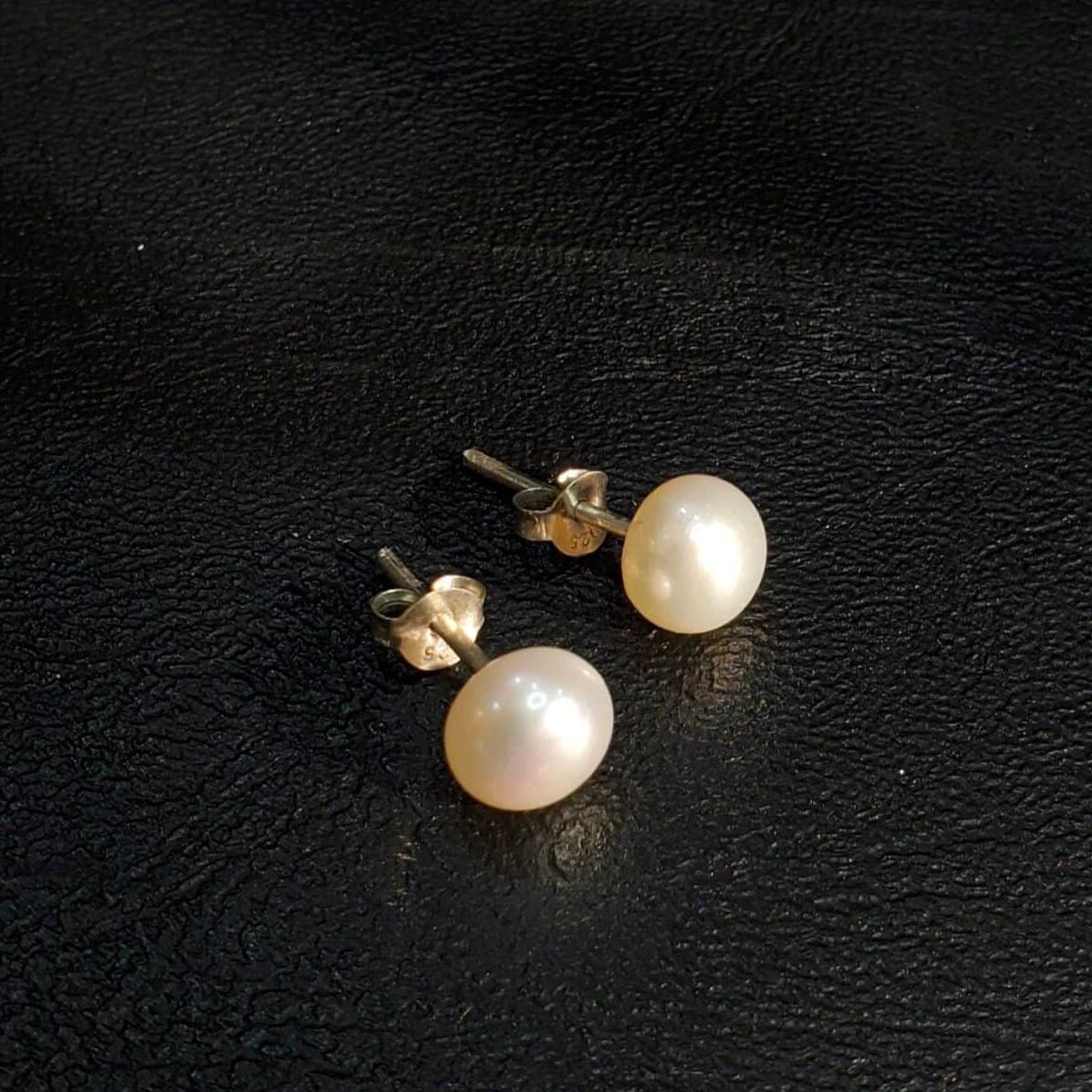 Boucles d’oreilles en argent 925 – Perles naturelles Rose et Blanche (0,8 cm)