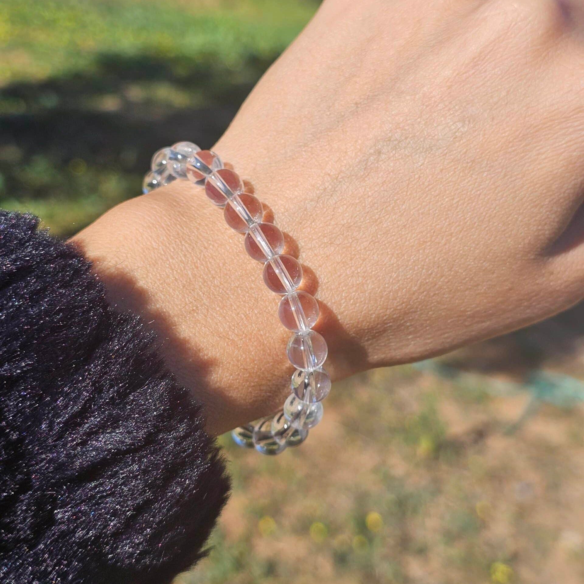 Bracelet élastique en Clear Quartz – Pierres naturelles 6 mm – Ajustable (17 à 19 cm)