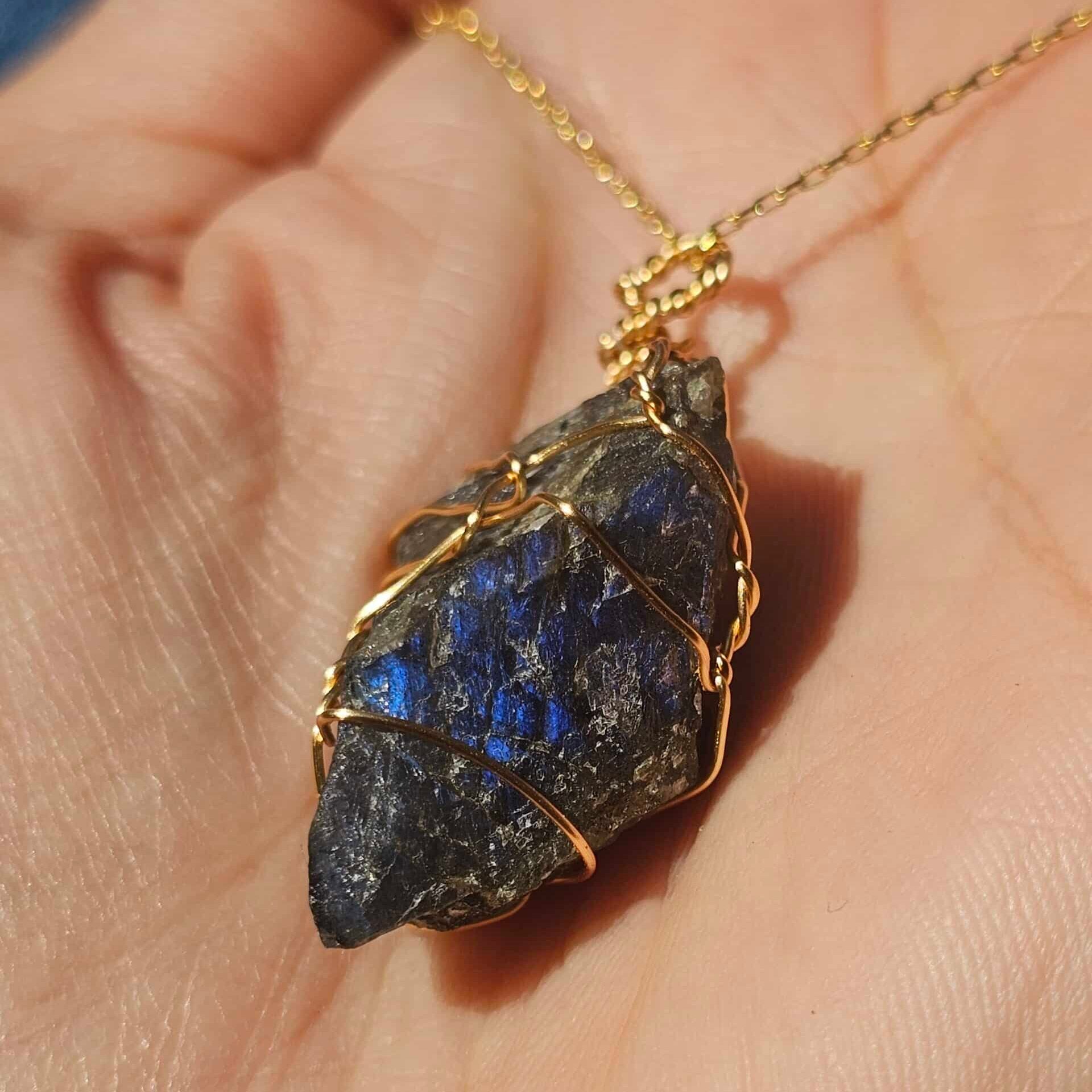 Collier Labradorite brute en argent 925 plaqué en or 18 Karats (45cm)