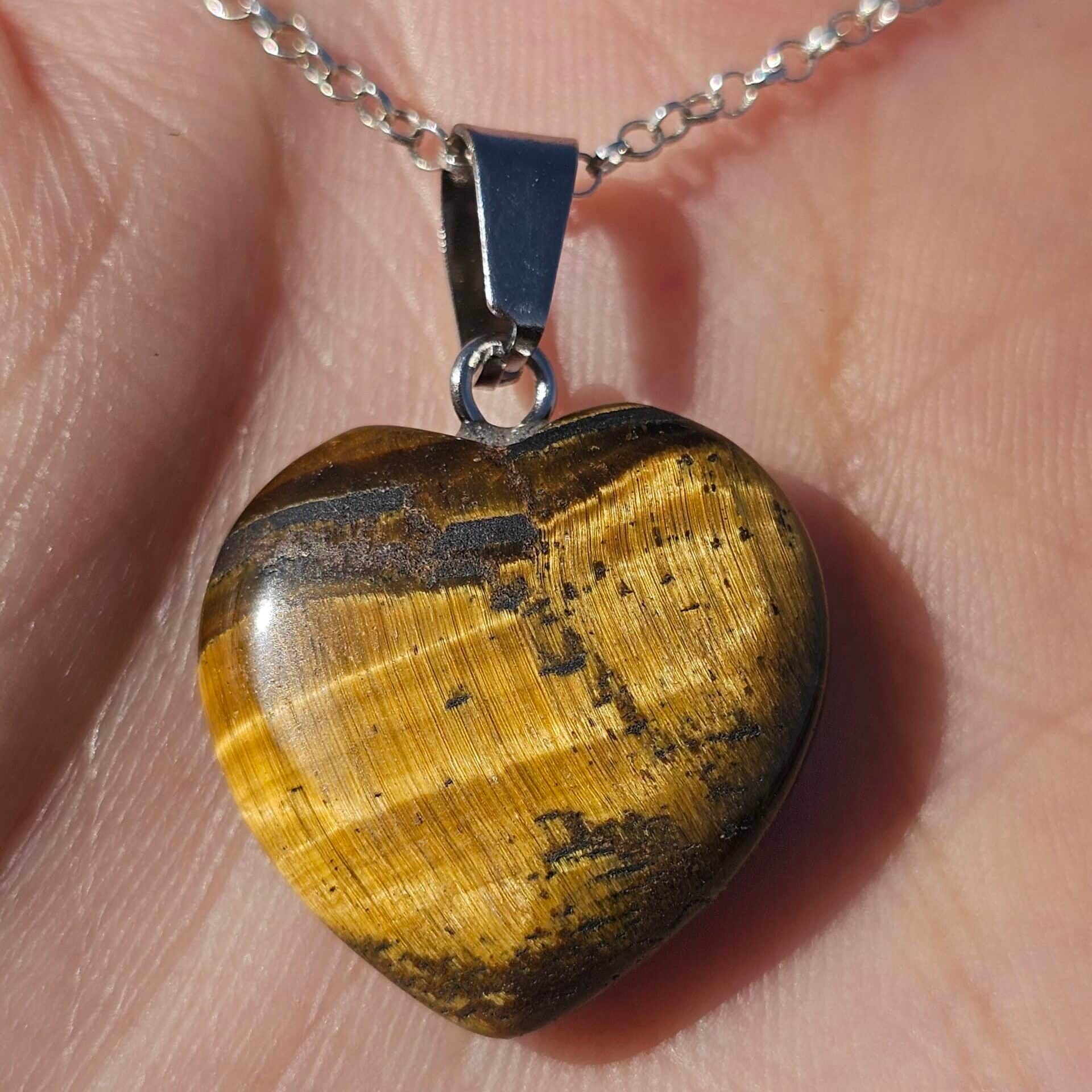 Collier en argent 925 avec pendentif cœur œil de tigre (45 cm)