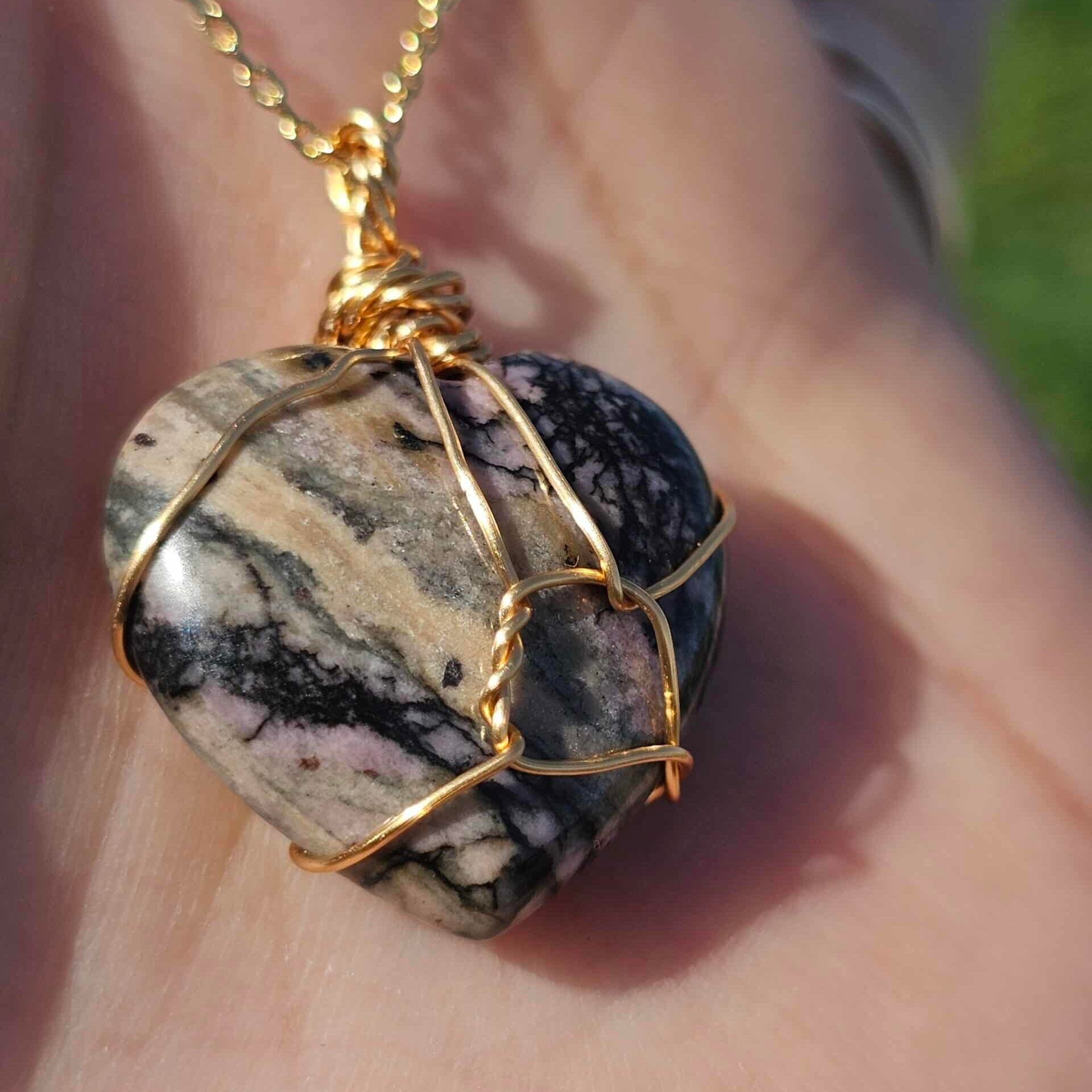 Collier en argent 925 plaqué en or avec pendentif cœur en Rhodonite (45 cm)