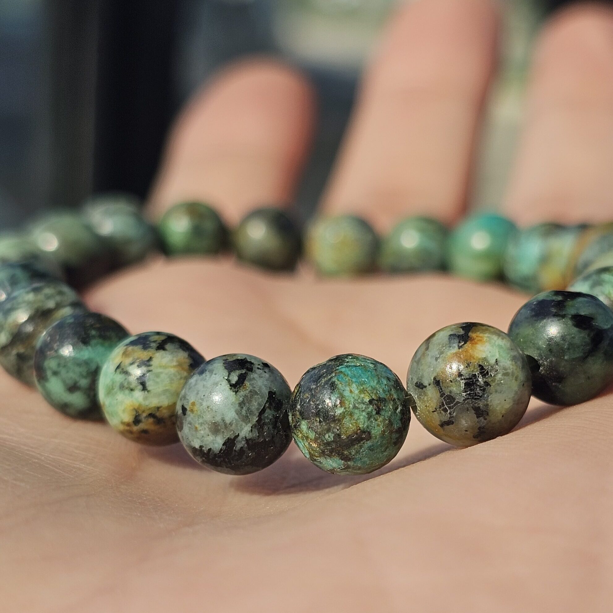 Bracelet élastique en Turquoise Africain (17 à 19 cm)