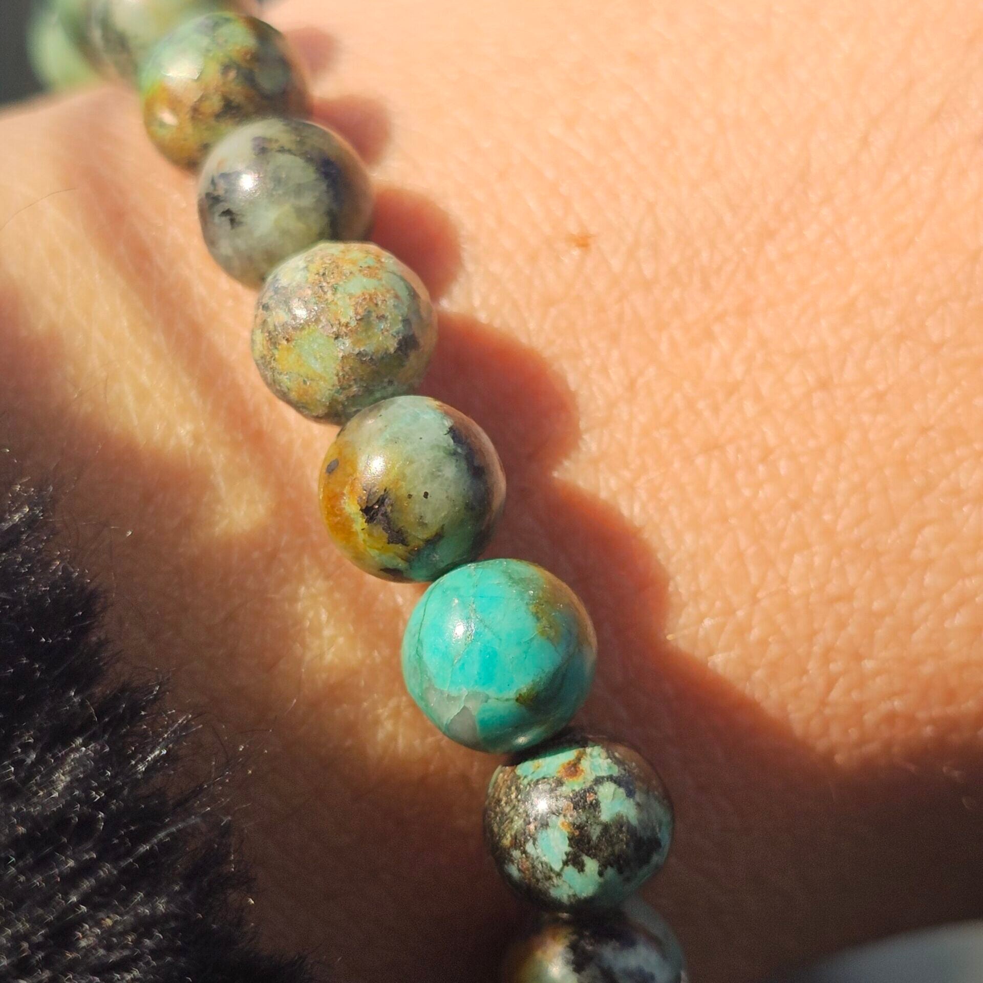 Bracelet élastique en Turquoise Africain (17 à 19 cm)