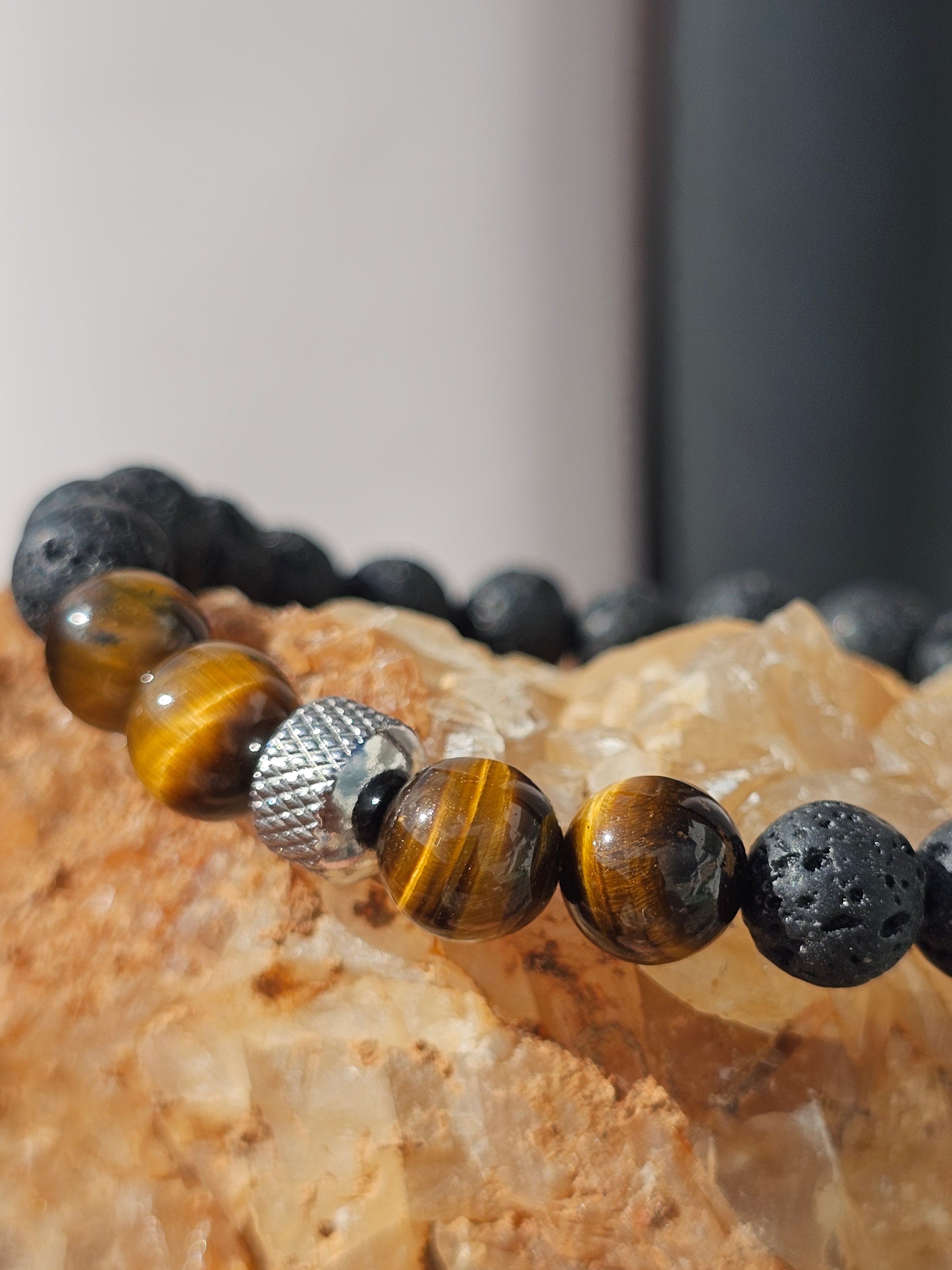 Bracelet élastique en œil de tigre et pierres volcaniques naturelles pour homme (standard)