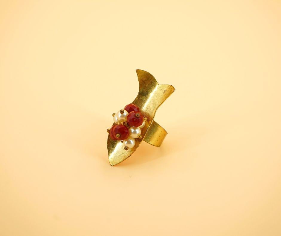 Bague en acier inoxydable forme poisson motif perle pour femme
