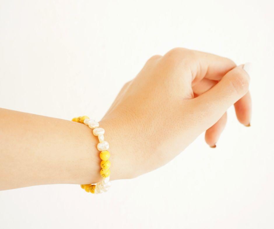 Bracelet En Pierre Blanche Et Jaune Pour Femme