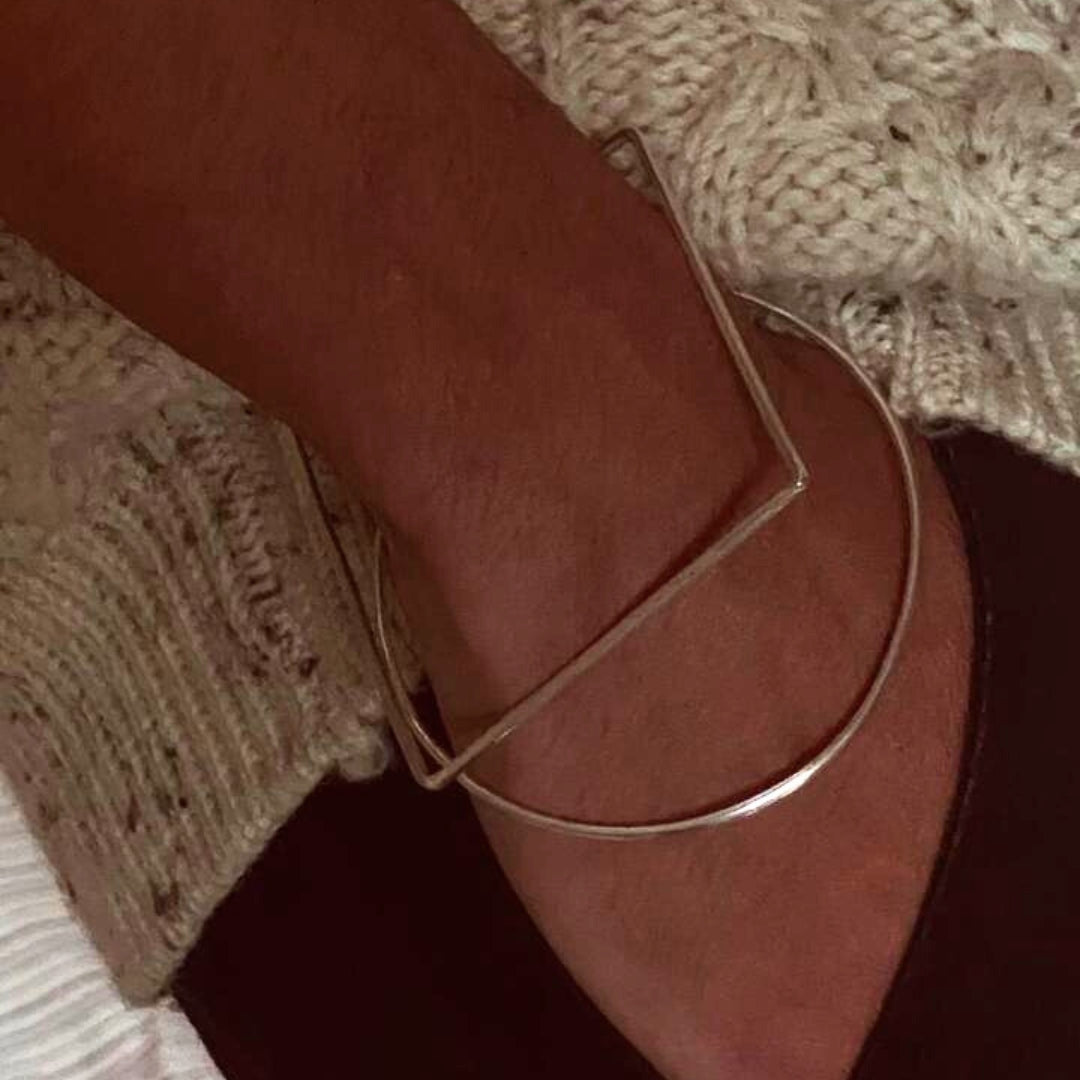 Bracelet minimaliste de forme géométrique fait main en argent 925