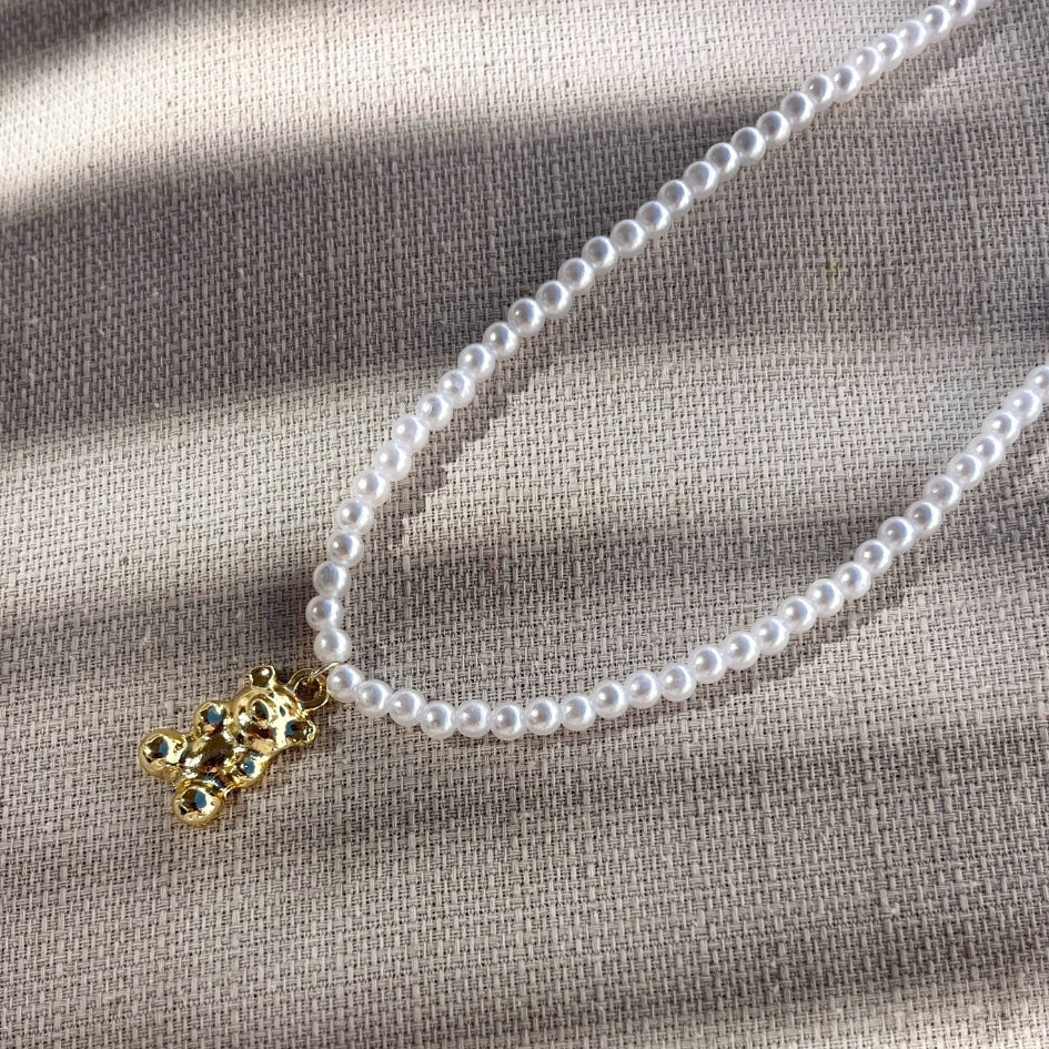 Collier en acier inoxydable avec perles blanches unisexe avec motif nounours