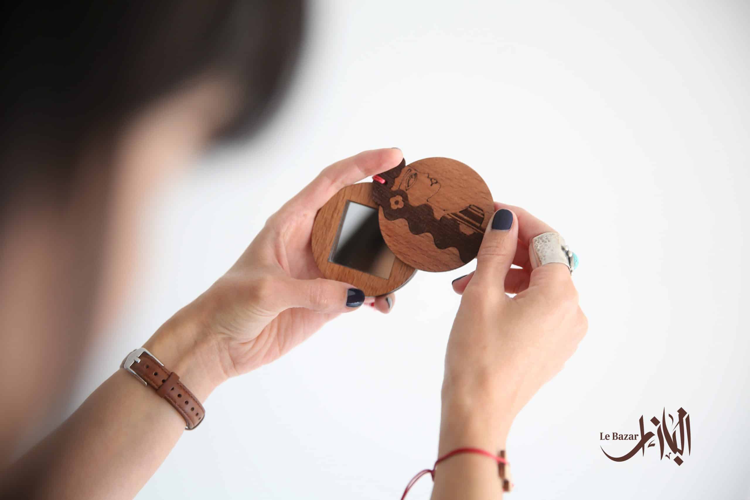 Ensemble Miroir de Poche & Peigne en Bois – Style Africain