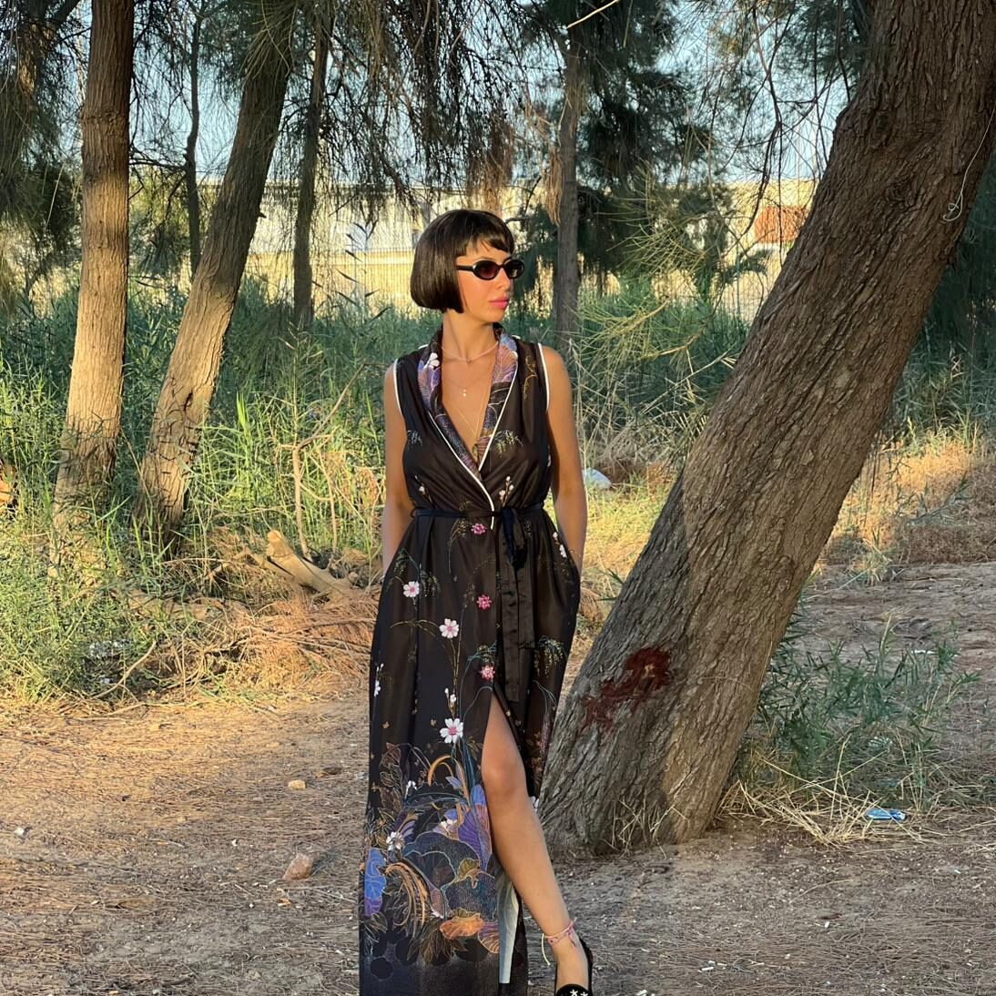 robe fleurie Flora Obscura élégance unique pour vous