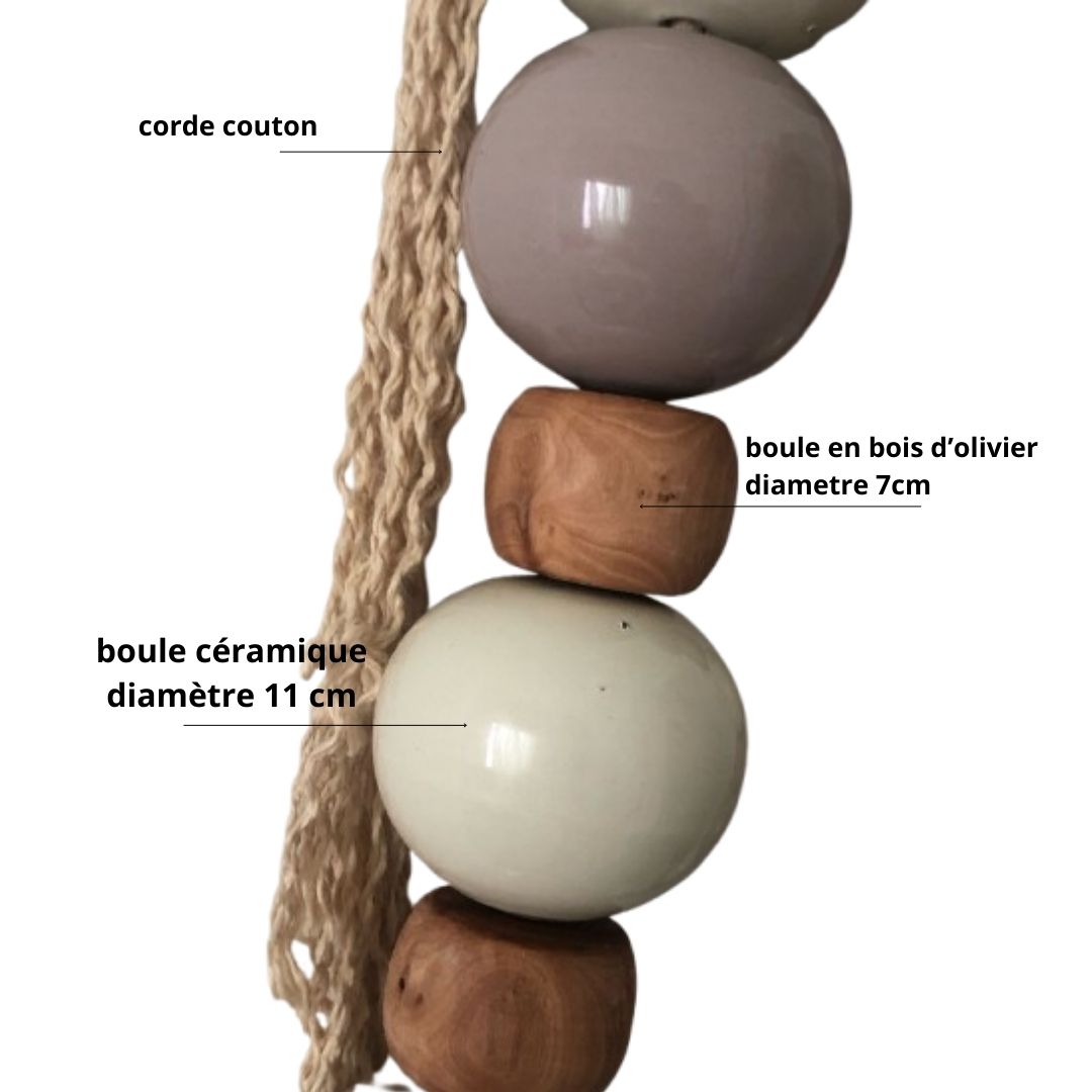 Chapelet mural en céramique & bois – Déco artisanale