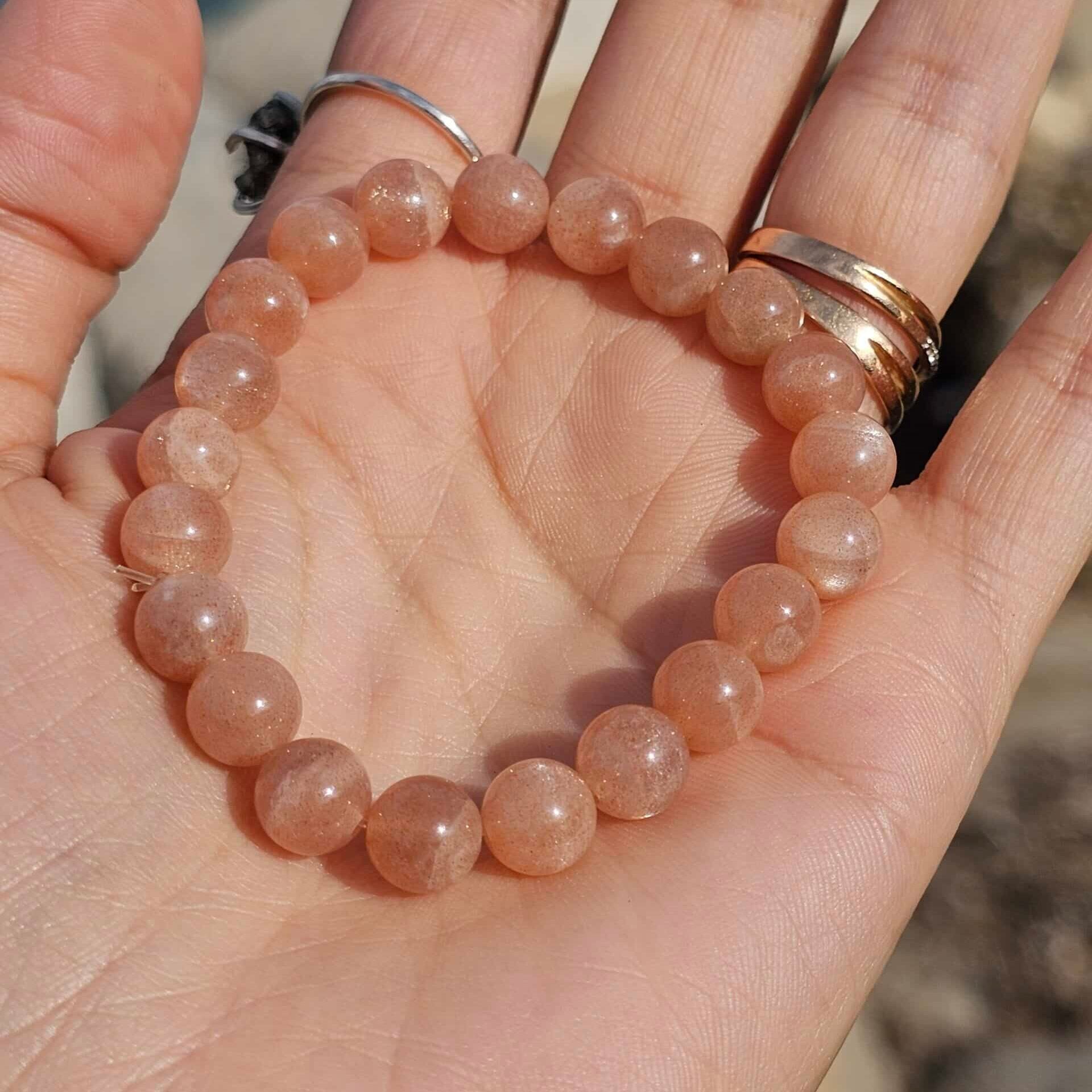 Bracelet élastique en pierre de soleil (16 à 18 cm)