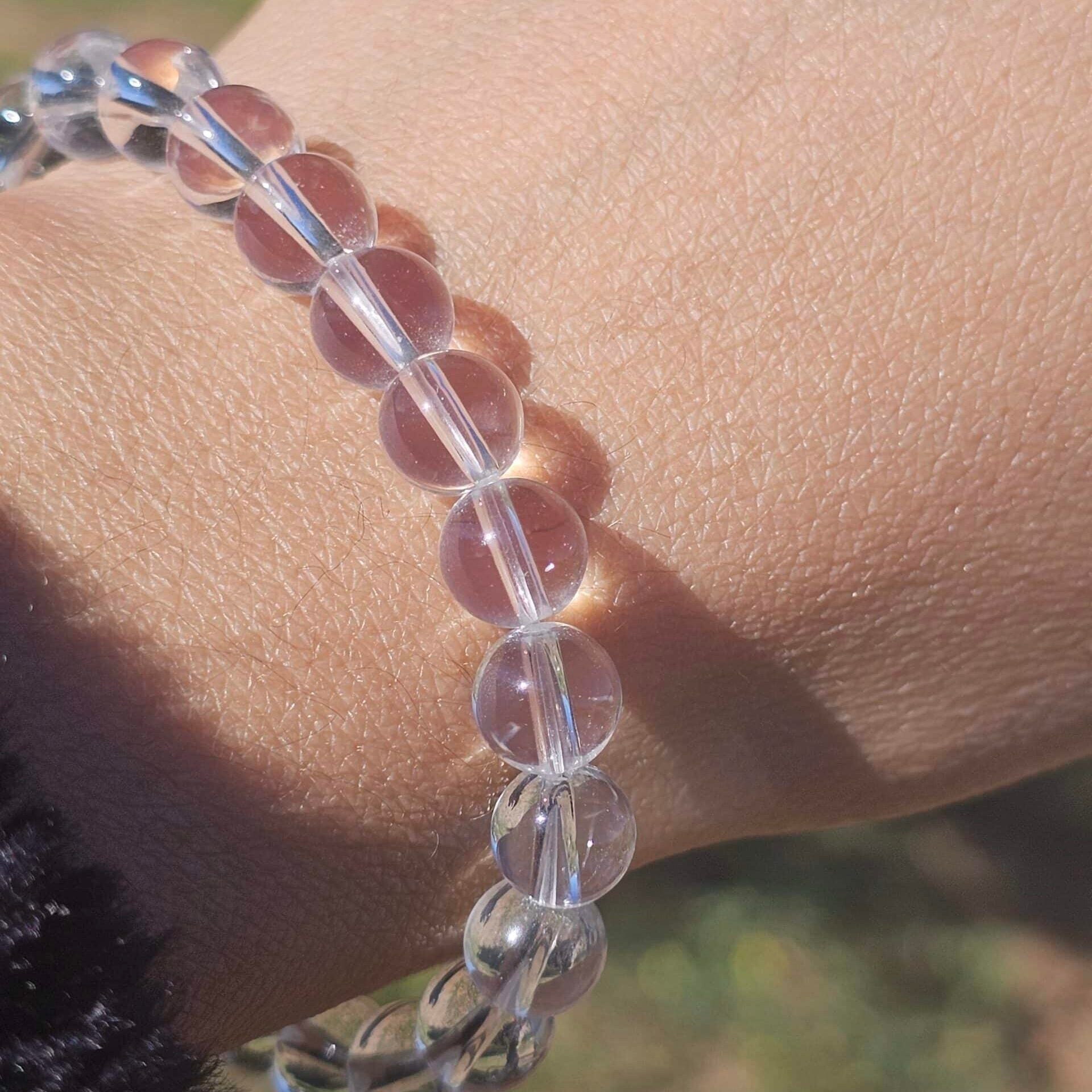 Bracelet élastique en Clear Quartz – Pierres naturelles 6 mm – Ajustable (17 à 19 cm)