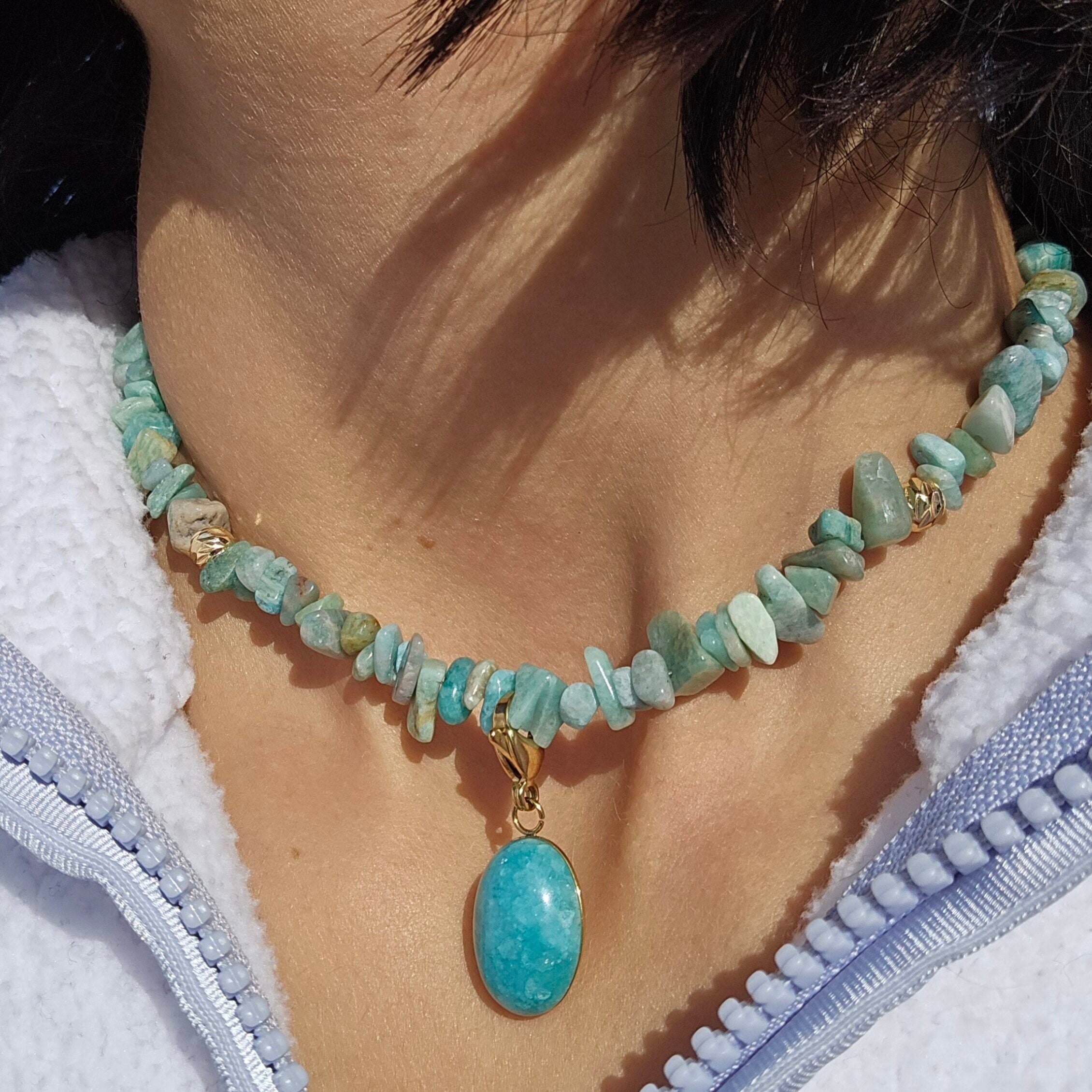 Collier en amazonite naturelle avec pendentif amazonite (45 cm + 5 cm d’extension)