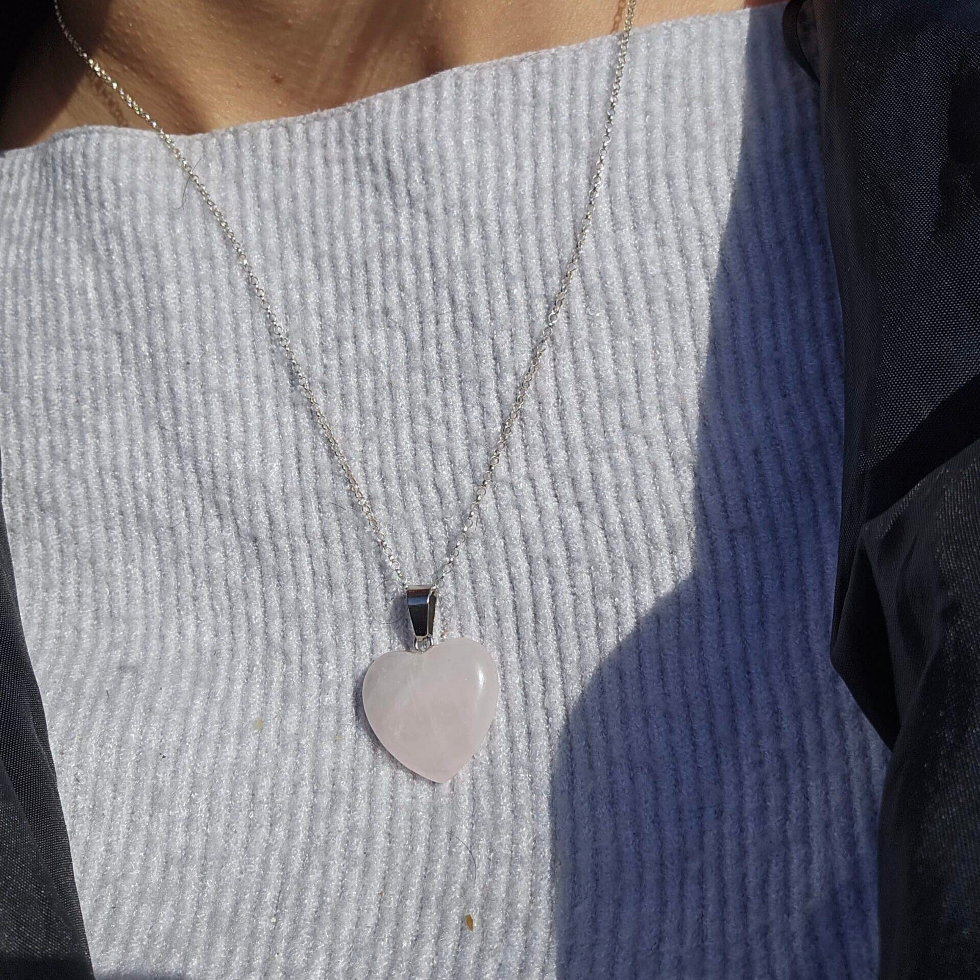 collier en argent 925 avec pendentif cœur en quartz rose (50 cm)