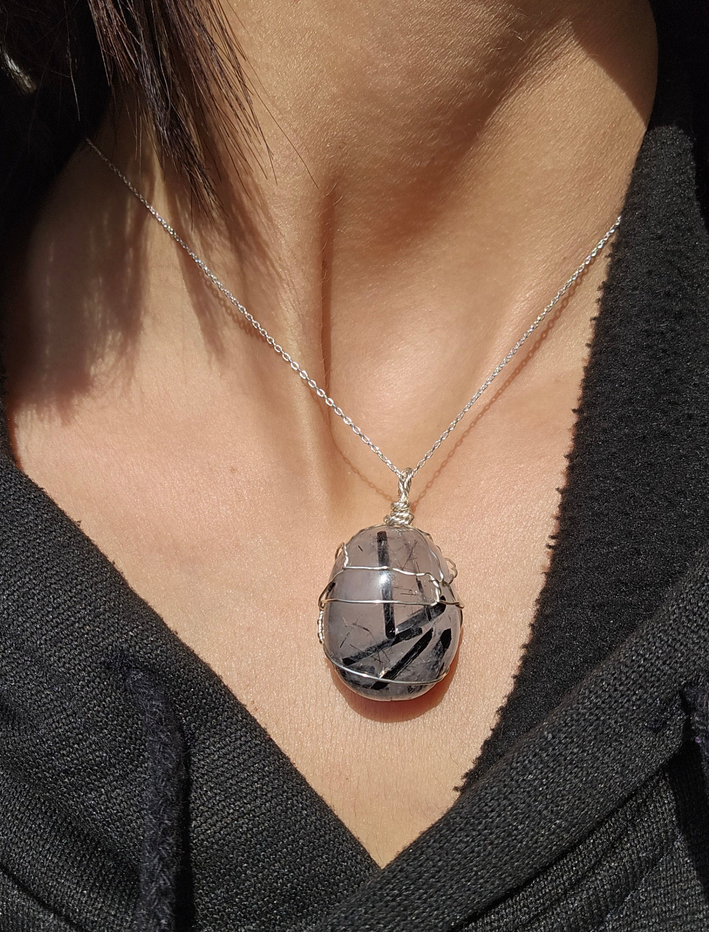 Collier en argent 925 avec pendentif en Quartz Rutile Noir( 45 cm)