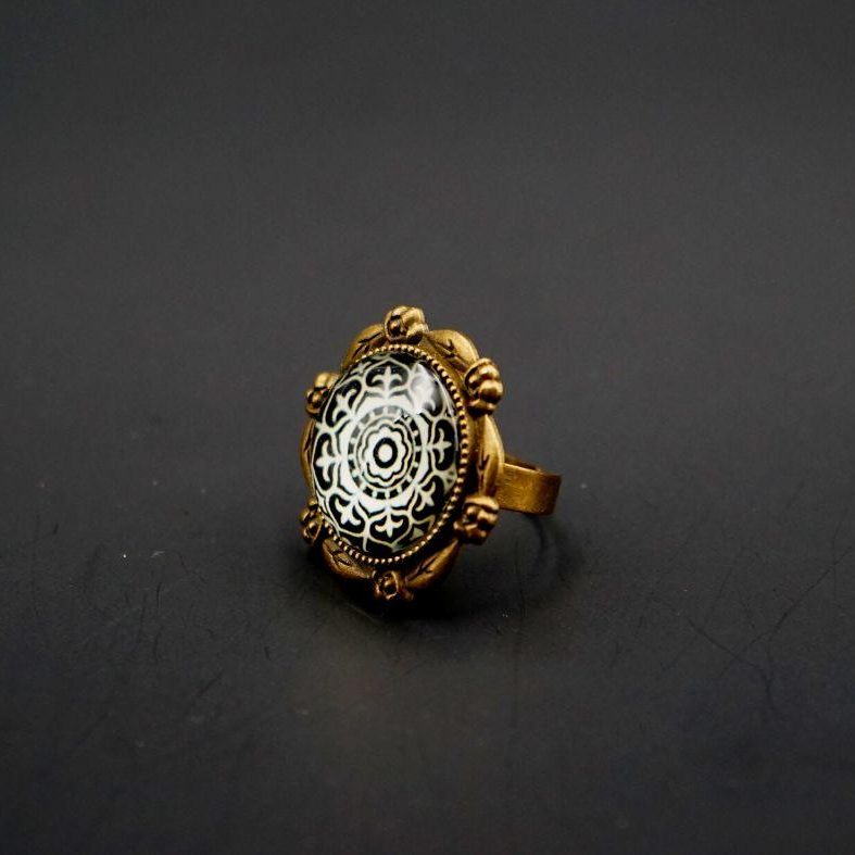 Bague en acier inoxydable motif pierre noir pour femme