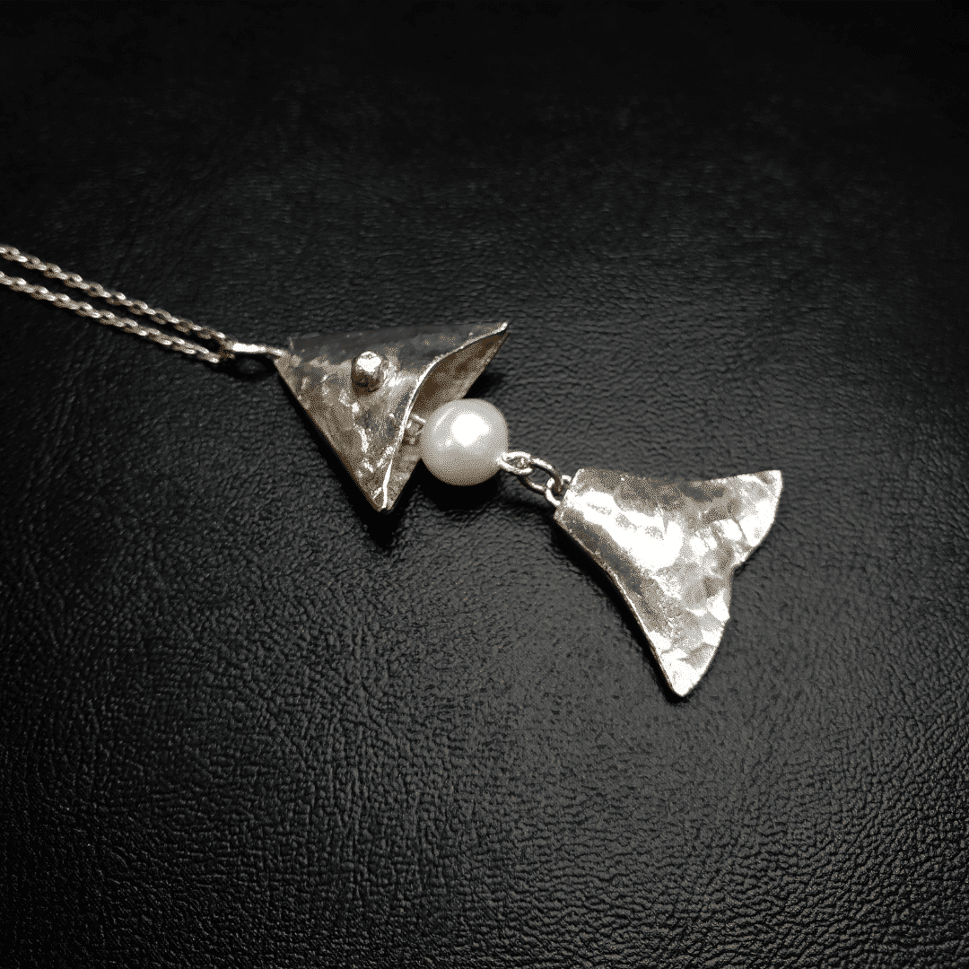 Collier en argent 850 avec pendentif poisson et perle