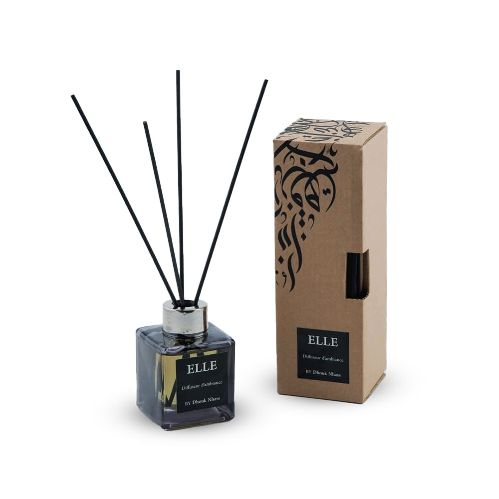 Diffuseur Carrée "Elle" à tige en 2 senteurs différentes " Musk blanc , Jasmin " (5.5*5.5cm).