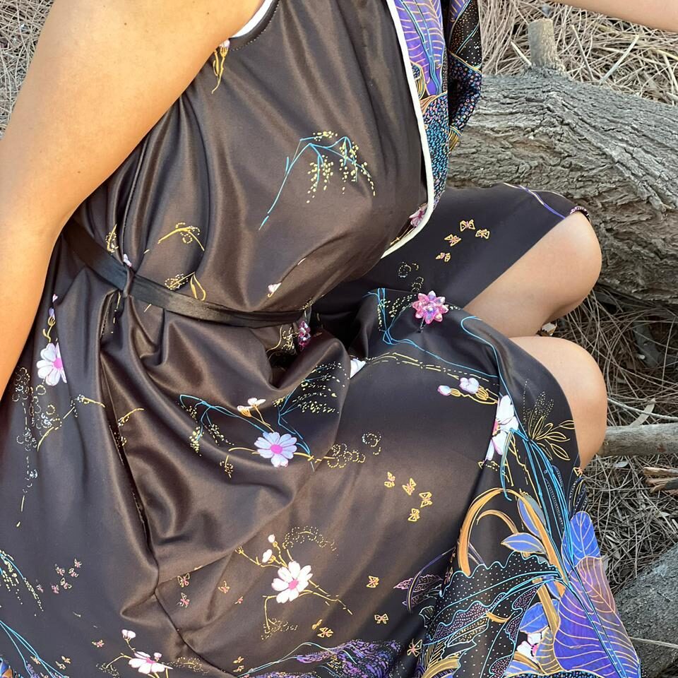 robe fleurie Flora Obscura élégance unique pour vous